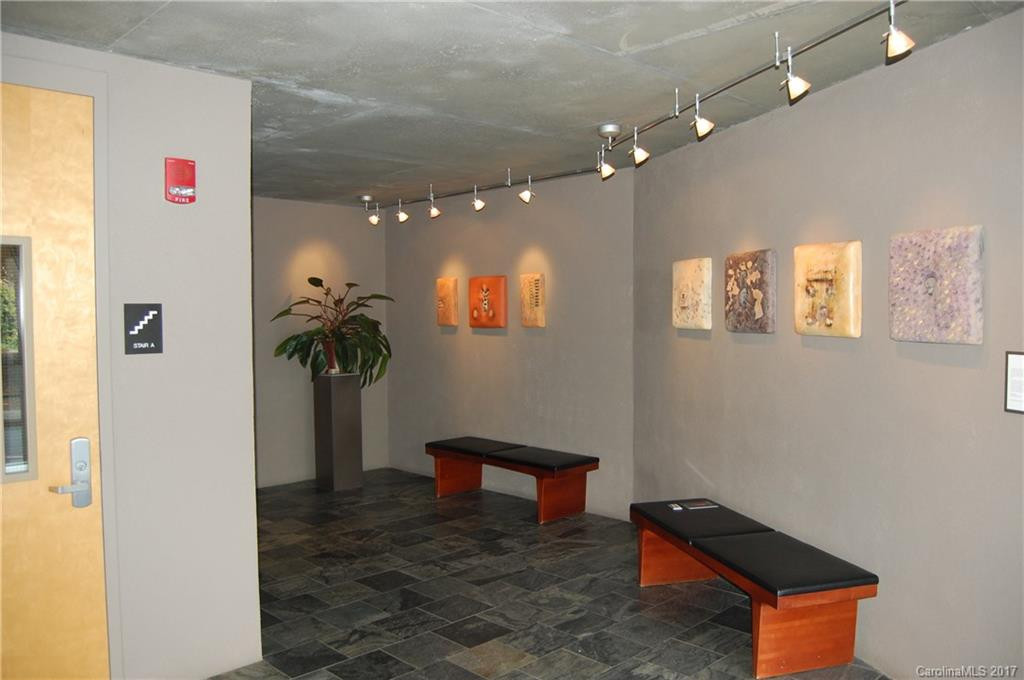 12 Lexington Avenue #405 - Photo 2