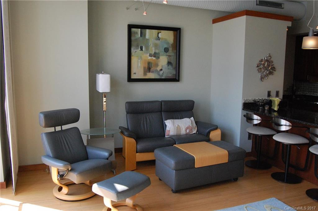 12 Lexington Avenue #405 - Photo 3