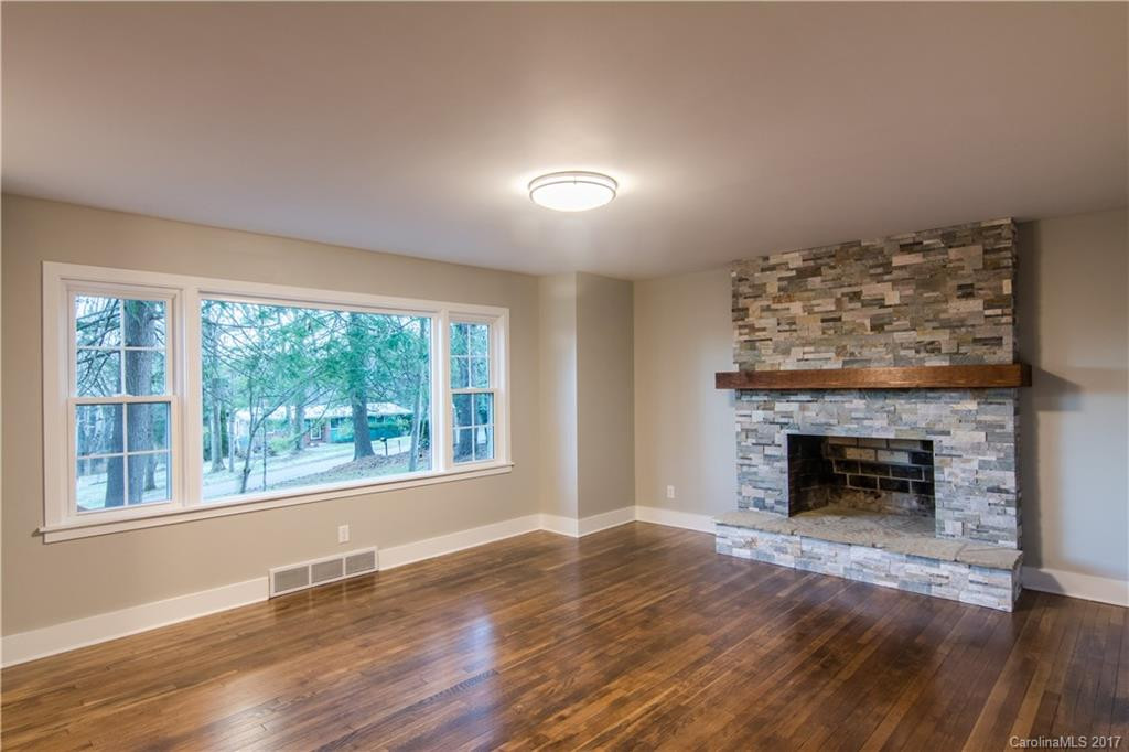 29 Emory Road - Photo 2
