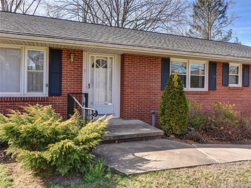 9 Reynolds Place - Photo 2