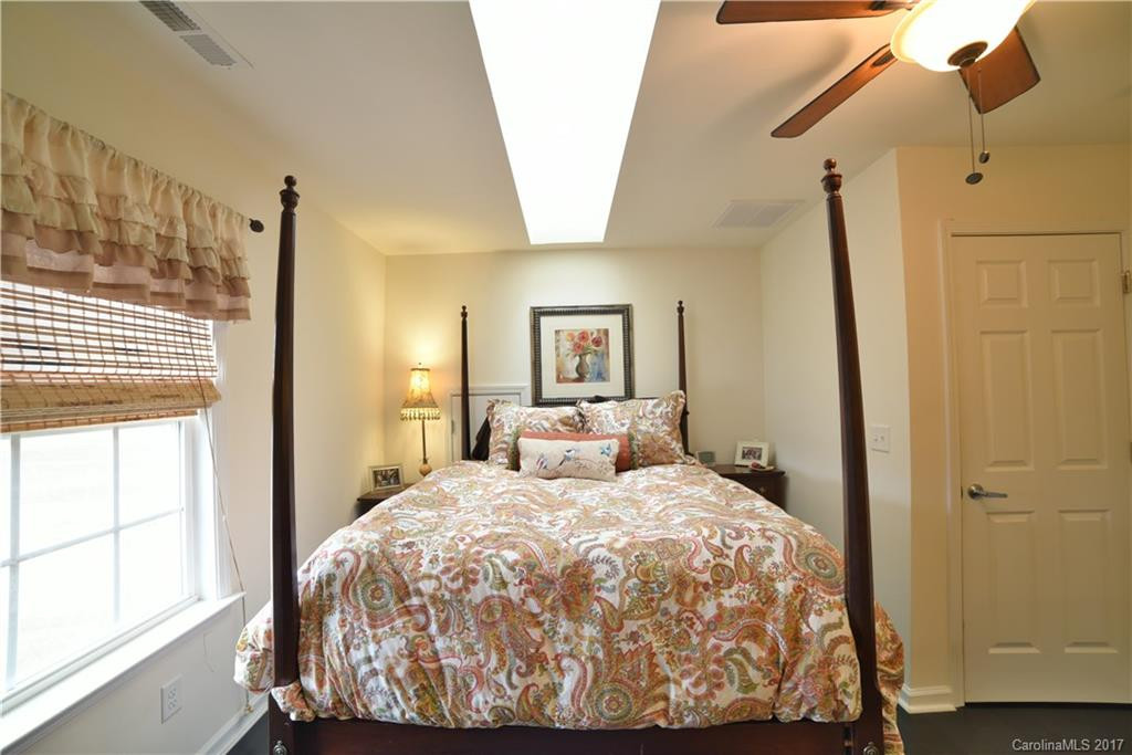 33 Manderley Way - Photo 19