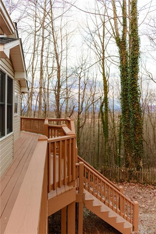 180 Ravenwood Lane - Photo 3