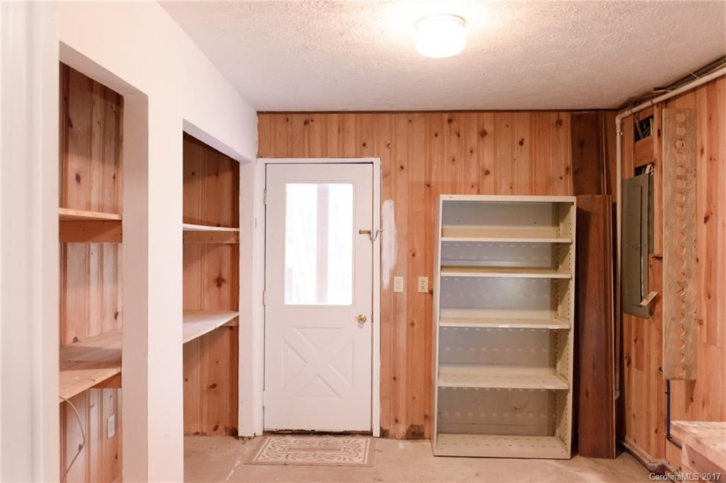 180 Ravenwood Lane - Photo 24