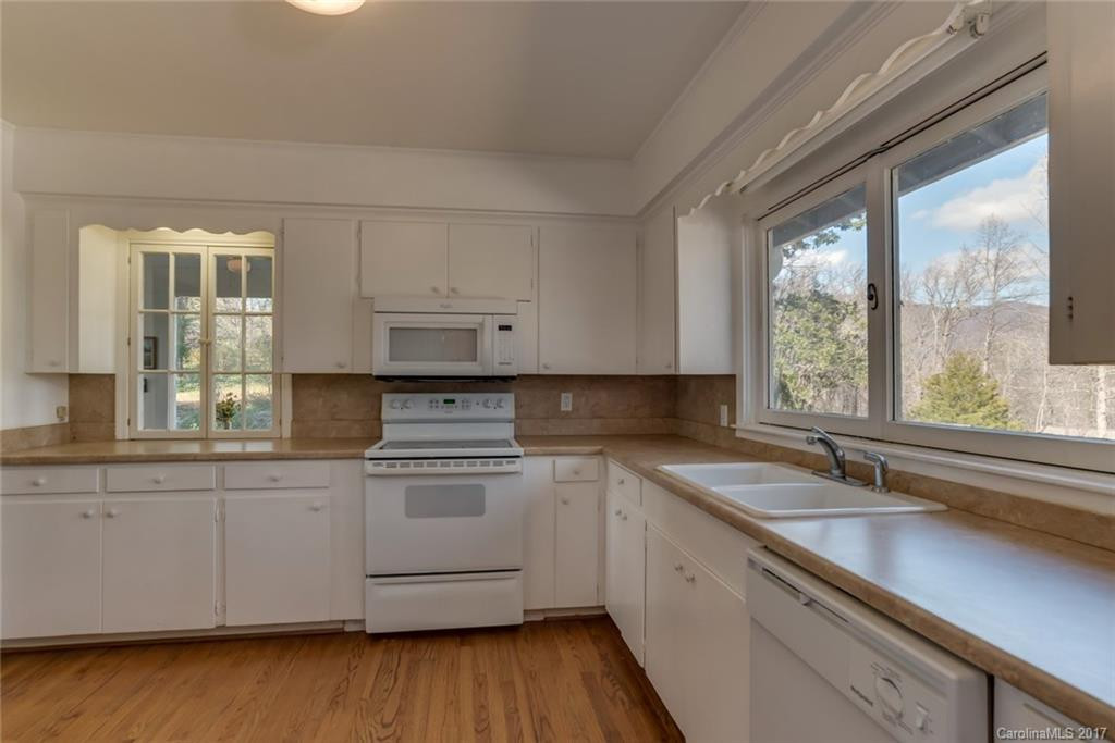 686 Wilderness Drive - Photo 10