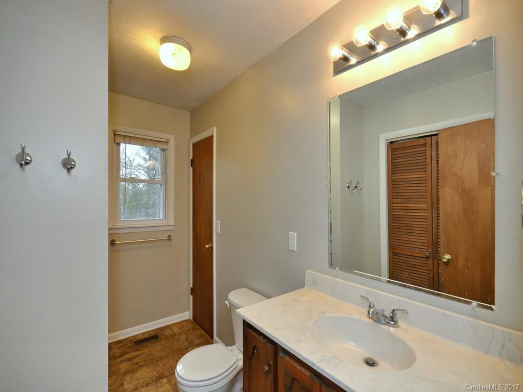 108 Pinecrest Drive - Photo 7