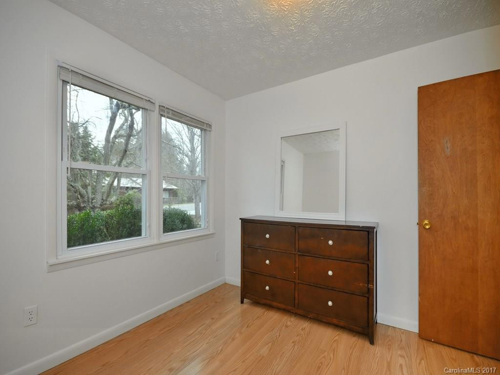 108 Pinecrest Drive - Photo 8