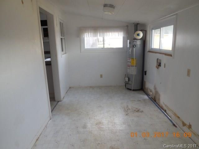 243 Hillside Heights - Photo 6