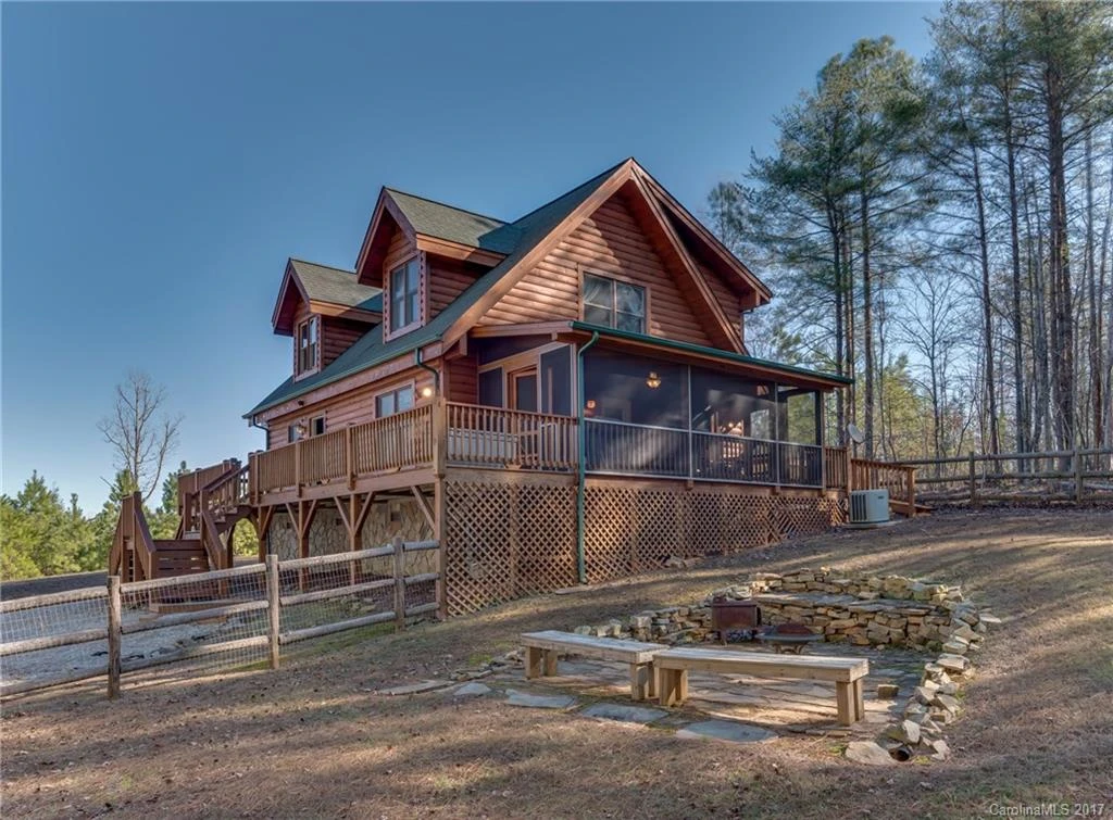 399 Hidden Lake Parkway
