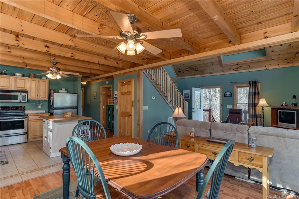 399 Hidden Lake Parkway - Photo 3
