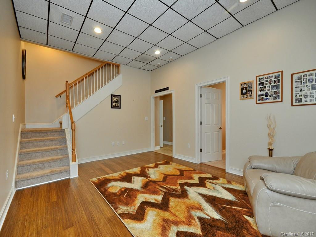 111 Elk Lane - Photo 13