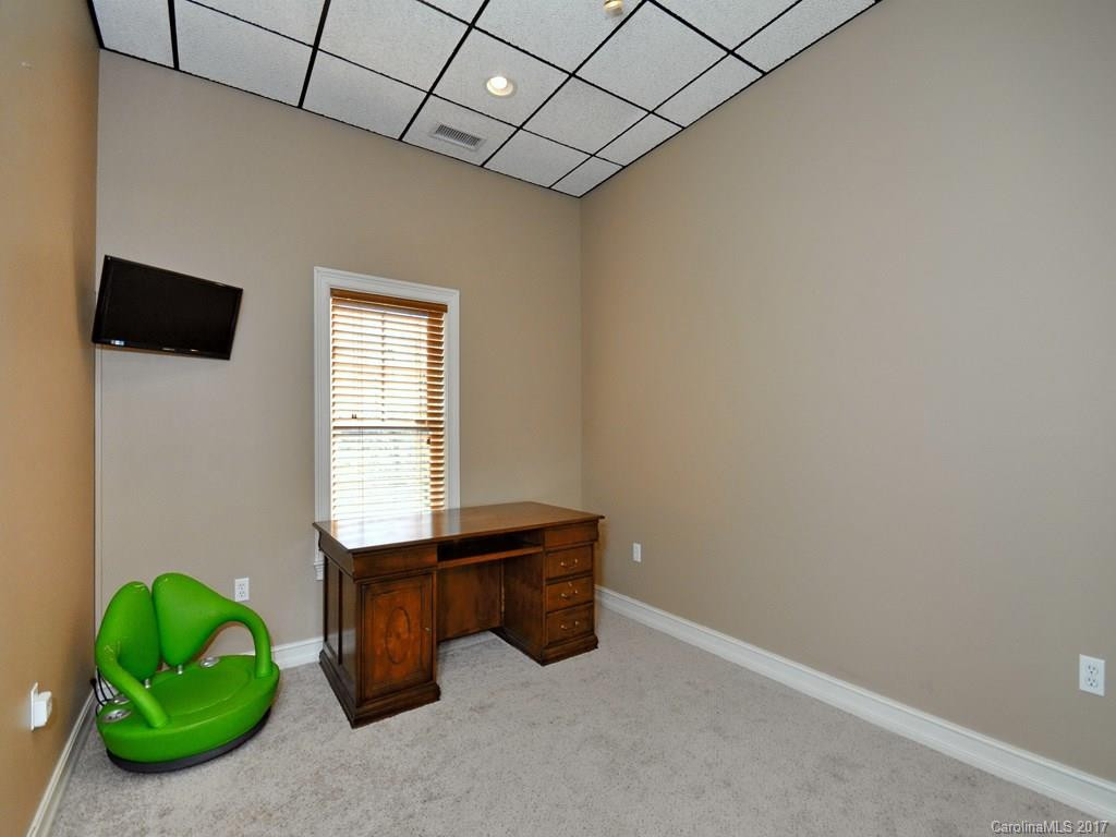 111 Elk Lane - Photo 14