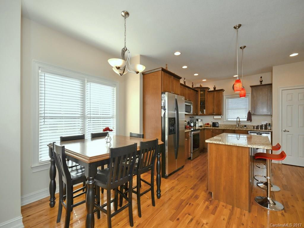 111 Elk Lane - Photo 3
