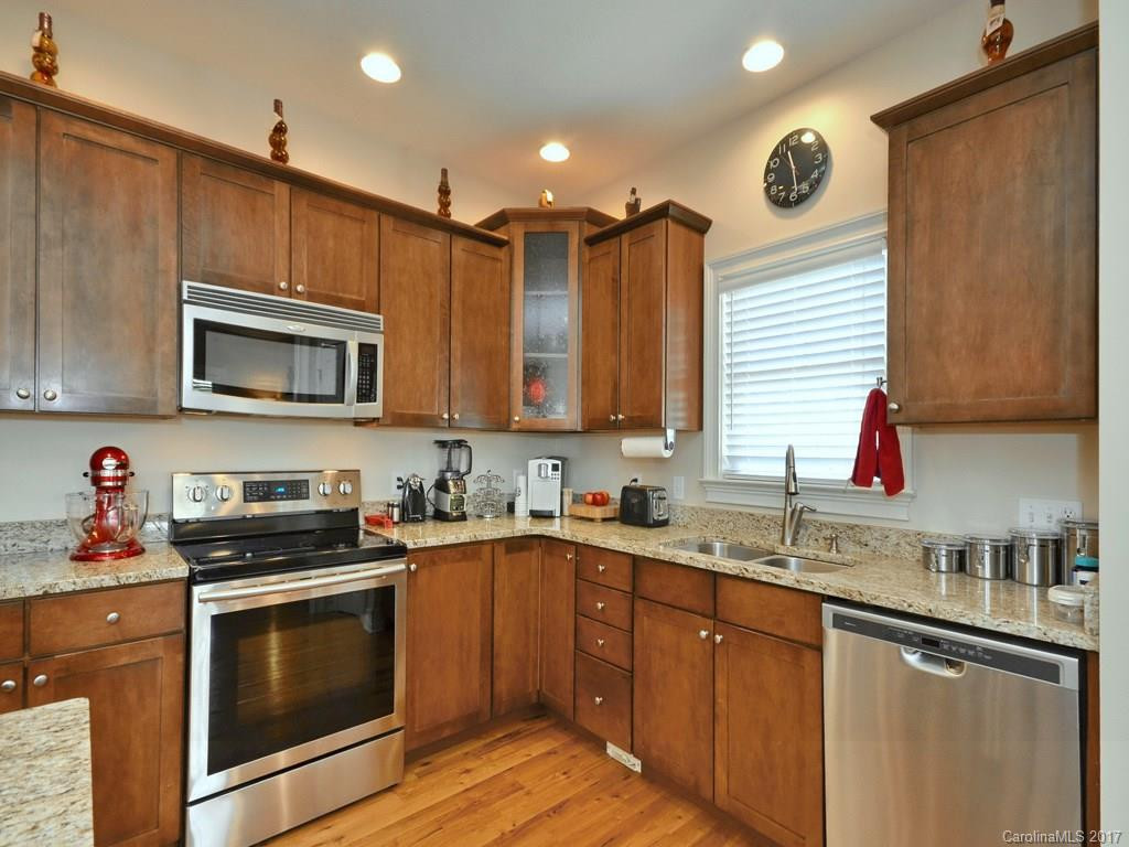 111 Elk Lane - Photo 4
