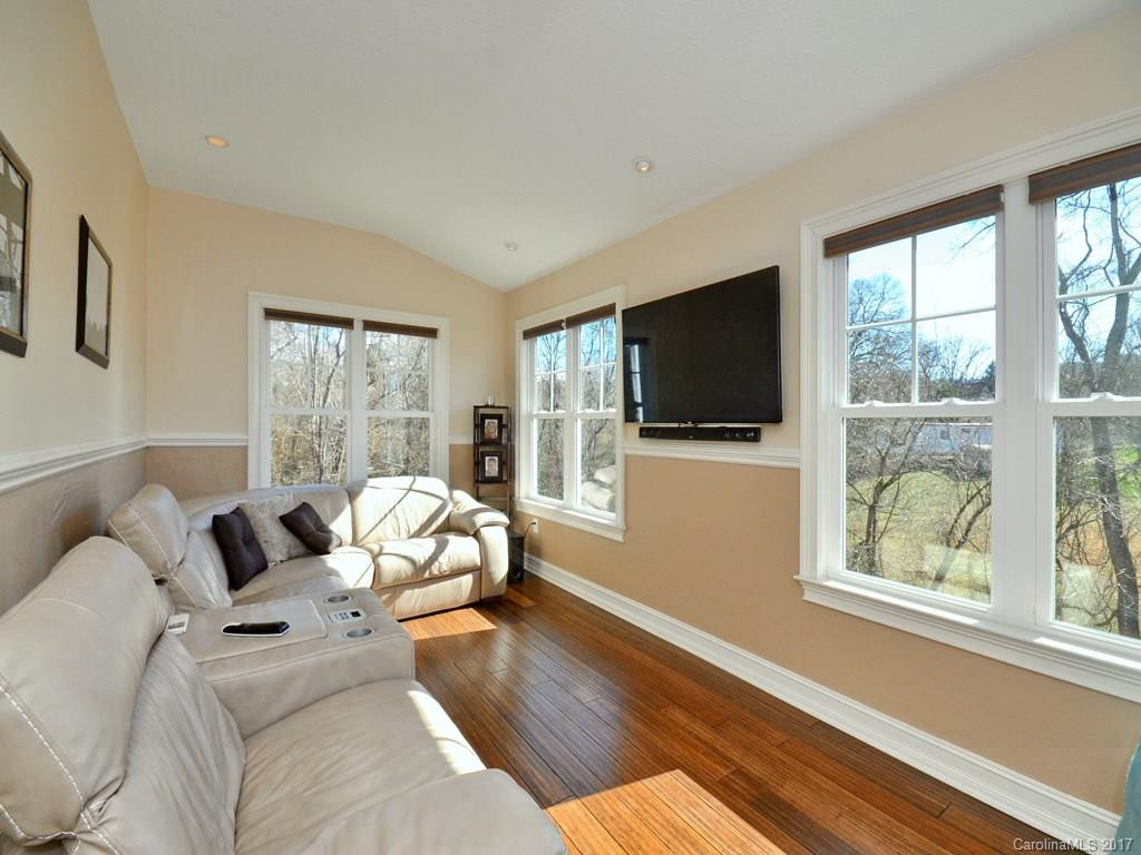111 Elk Lane - Photo 6