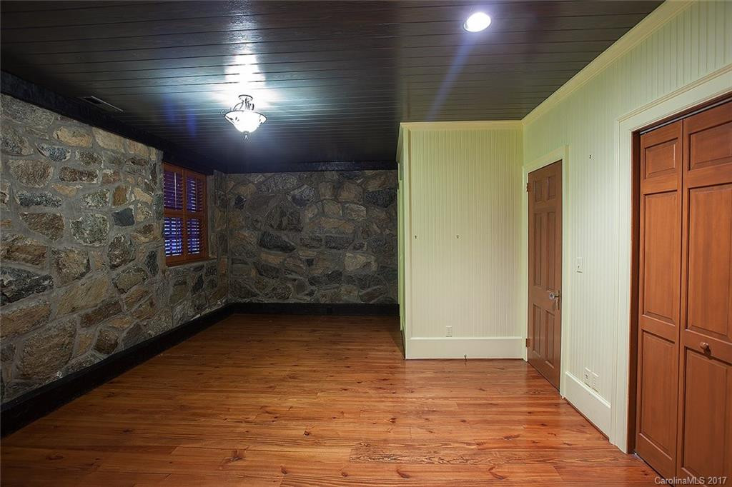 60 Woodside Drive - Photo 19