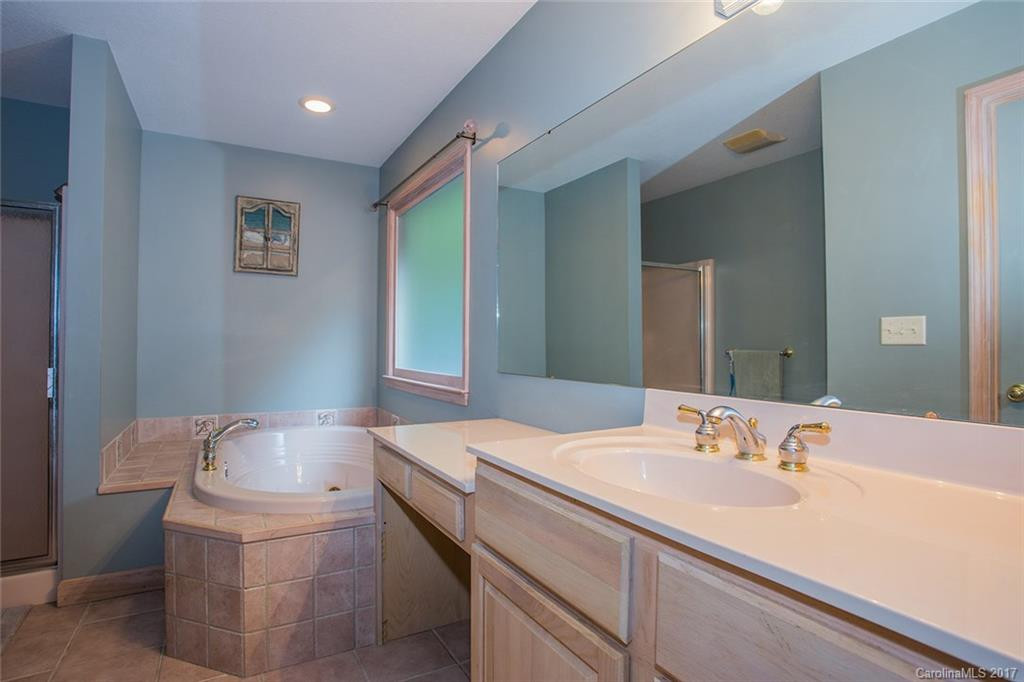 137 Spooks Branch Road - Photo 13