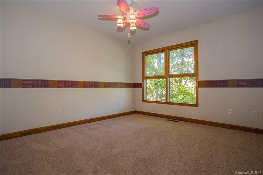 137 Spooks Branch Road - Photo 15