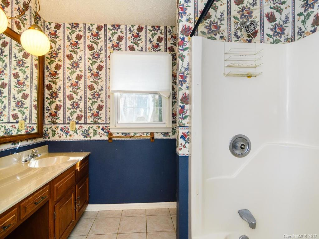 20 Gardenwood Lane - Photo 18