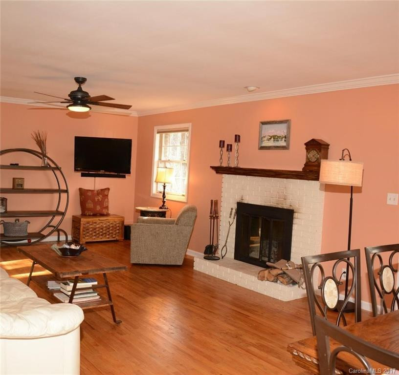 427 Deerhaven Lane - Photo 7