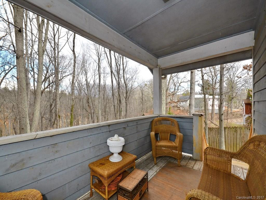 232 Courtland Place - Photo 11
