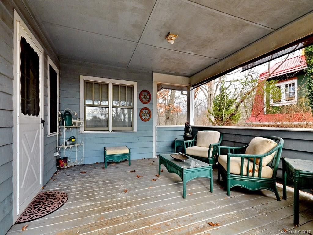 232 Courtland Place - Photo 15