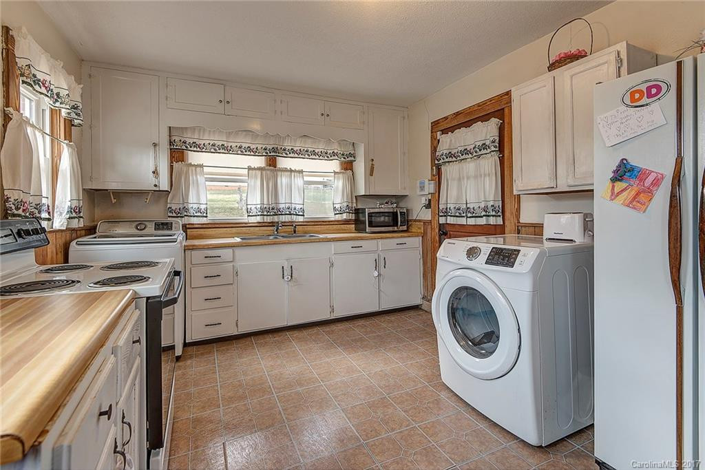 318 Johnston School Road - Photo 12