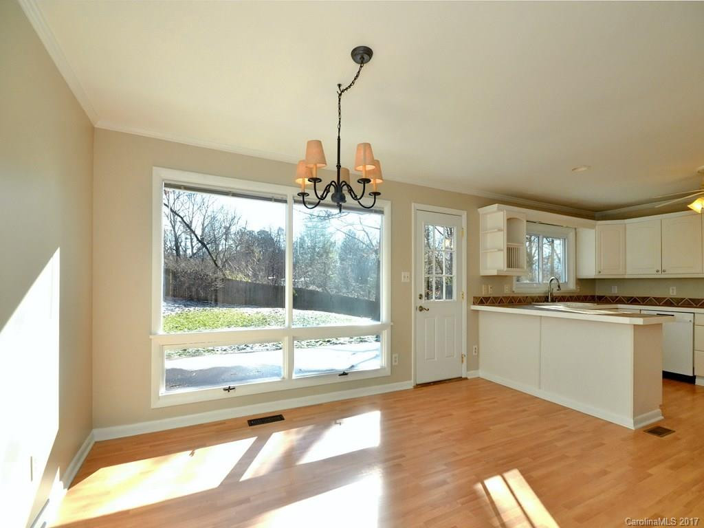 38 Crockett Avenue - Photo 5