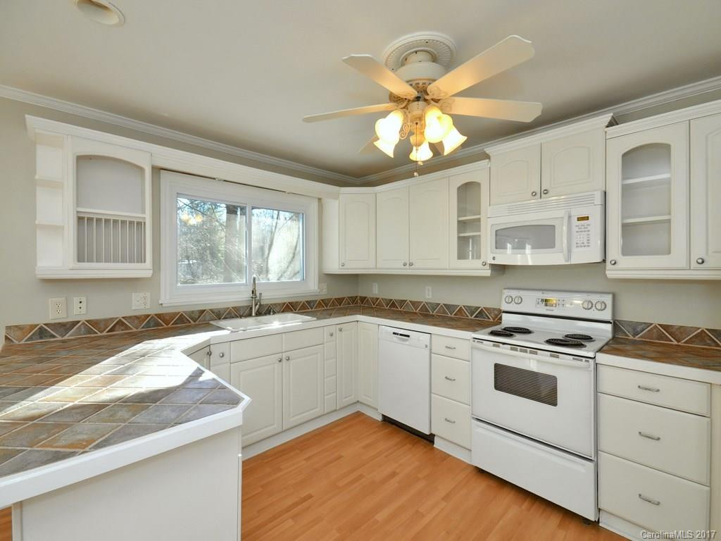 38 Crockett Avenue - Photo 6