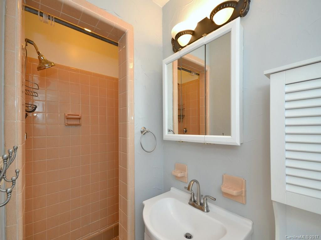 38 Crockett Avenue - Photo 10
