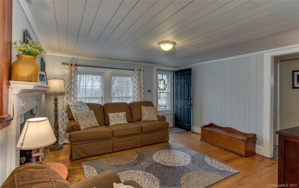 176 Callahan Street - Photo 2