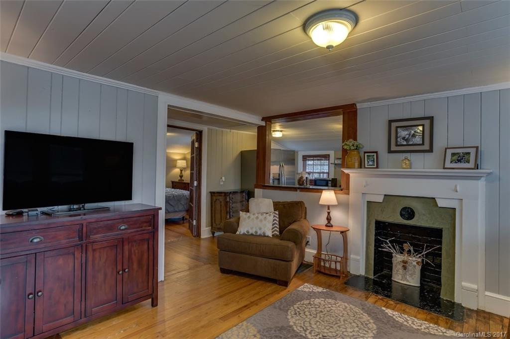 176 Callahan Street - Photo 4