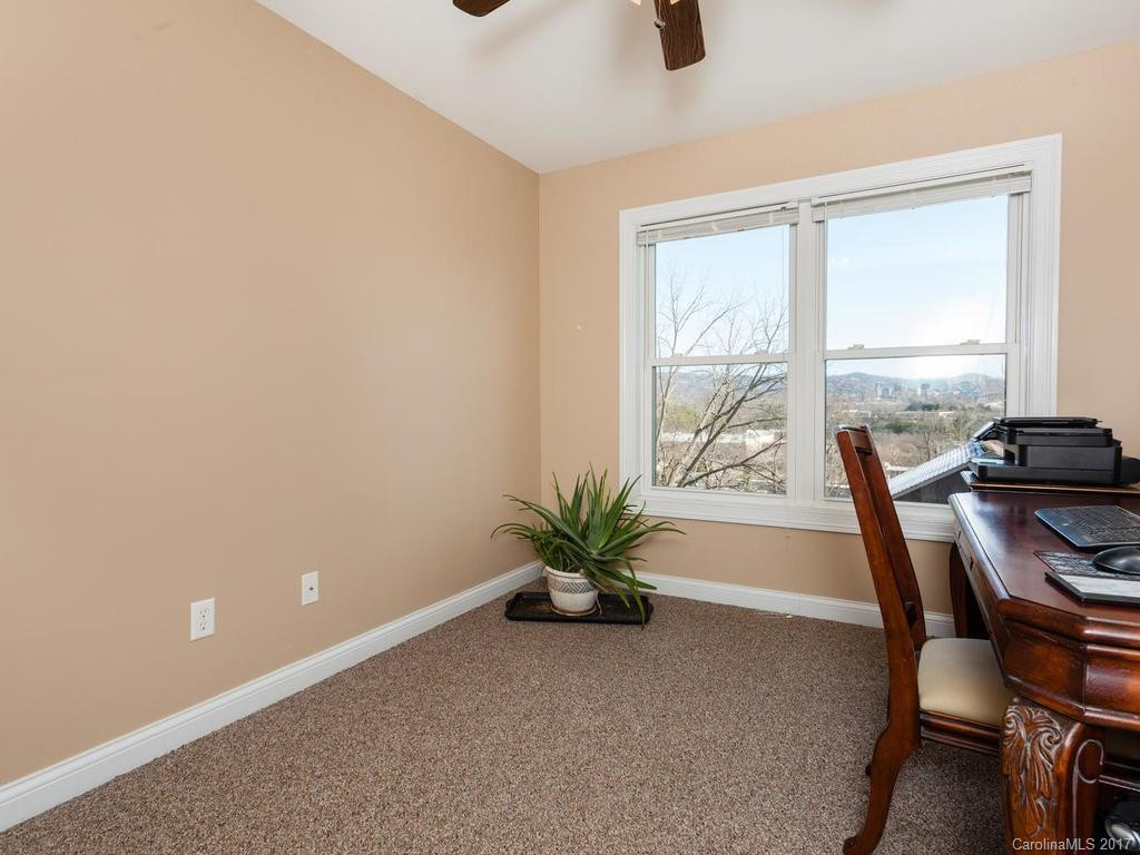 1 Townview Drive - Photo 17
