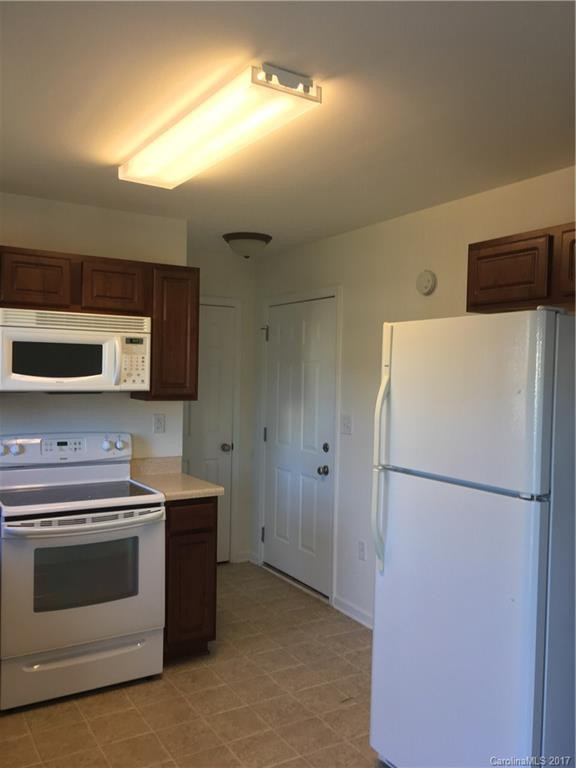140 Thea Lane #59 - Photo 2