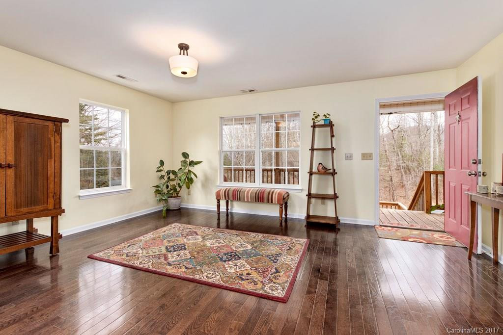 64 Carolyn Drive - Photo 2