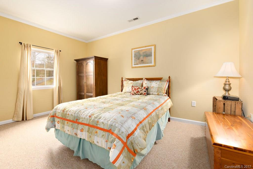 64 Carolyn Drive - Photo 13