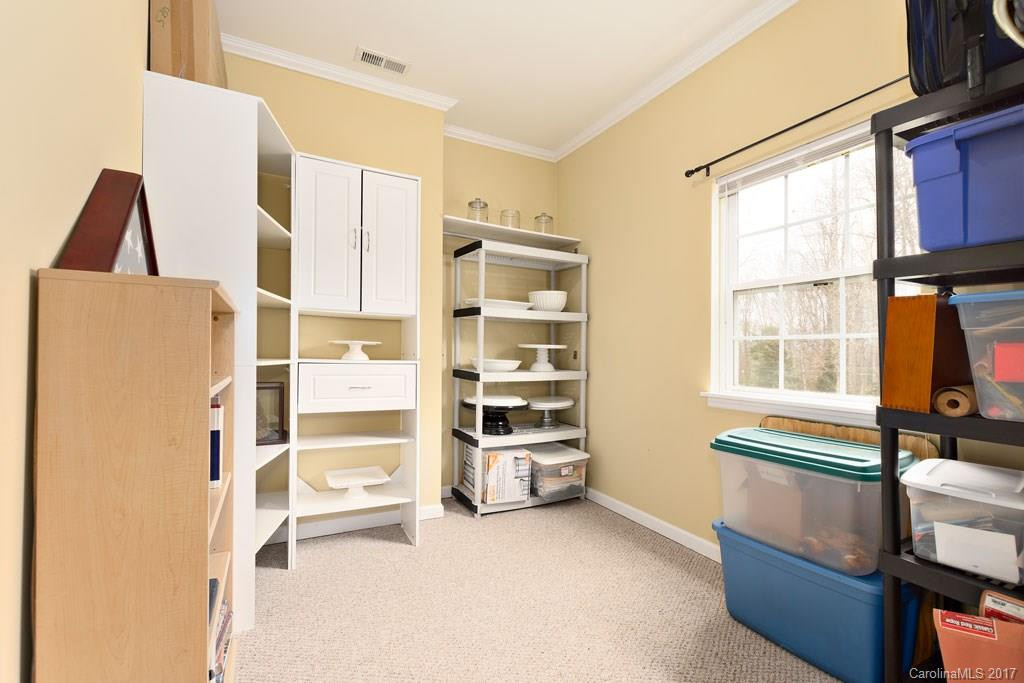 64 Carolyn Drive - Photo 16
