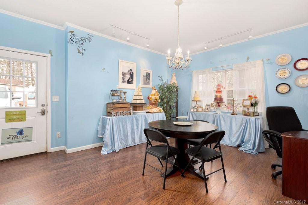 64 Carolyn Drive - Photo 20