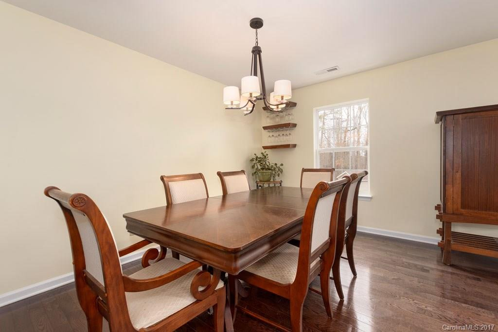64 Carolyn Drive - Photo 4