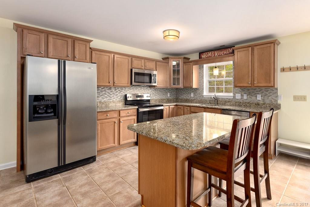 64 Carolyn Drive - Photo 5