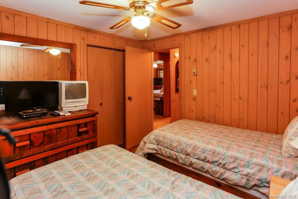 749 Rainbow Circle - Photo 11