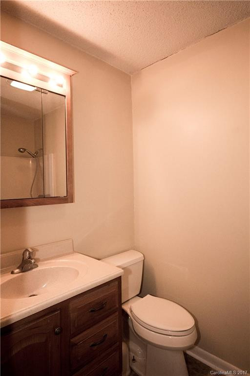 143 McCracken Street - Photo 7