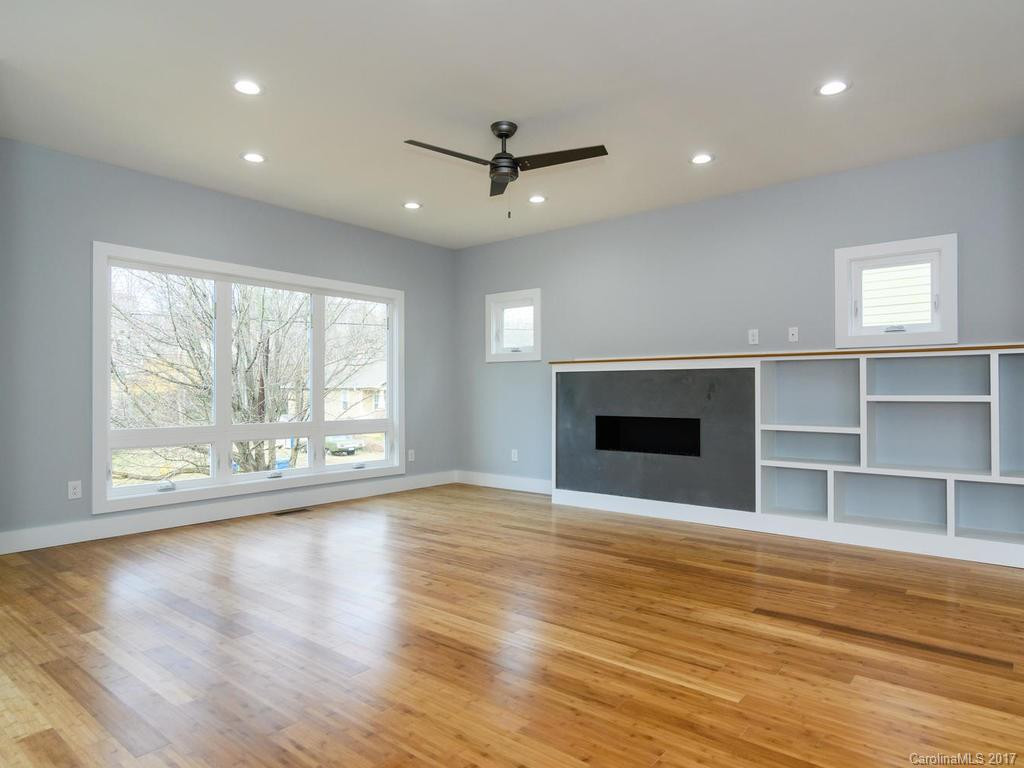 216 Wellington Street - Photo 3