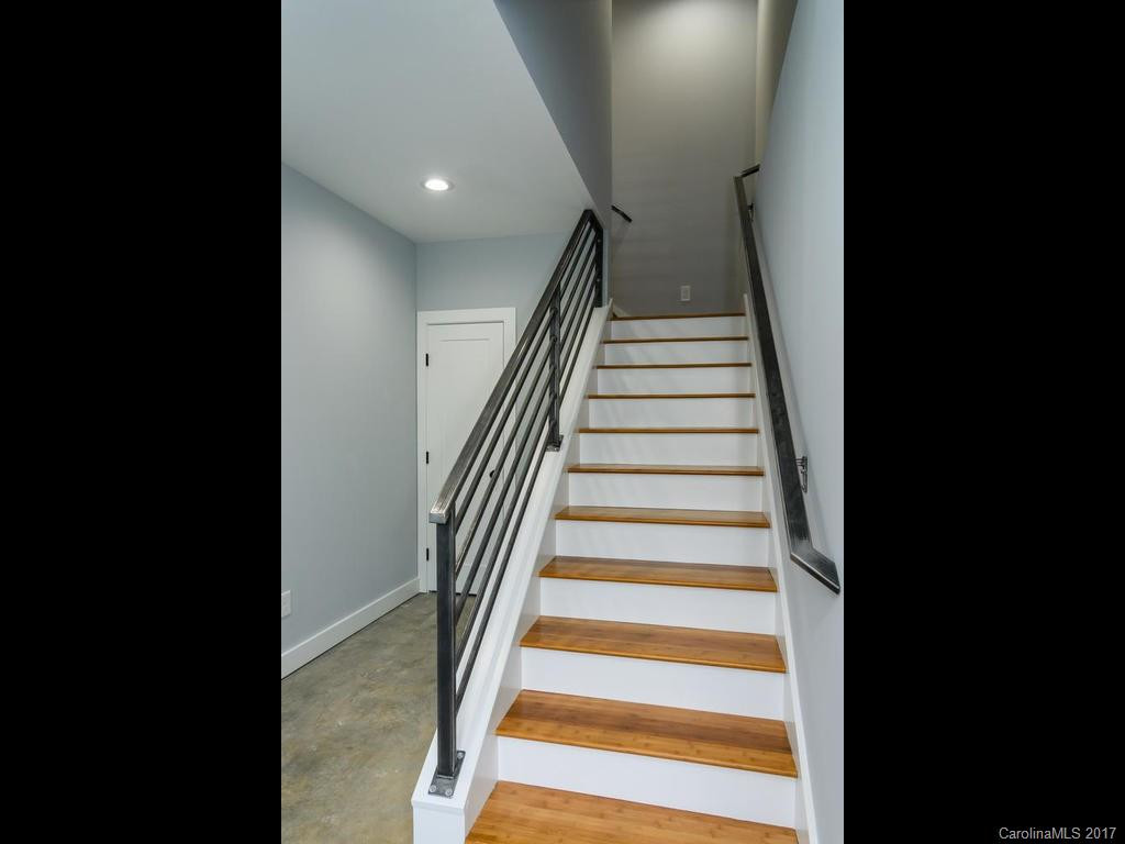 216 Wellington Street - Photo 24
