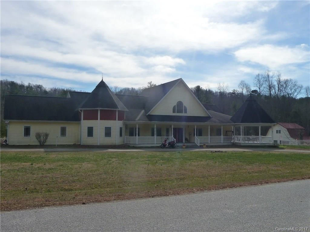 123 Dawn Valley Drive