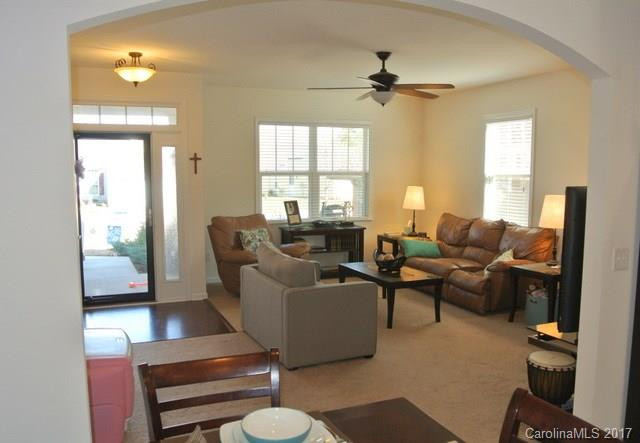 35 Foxtail Court #17 - Photo 8