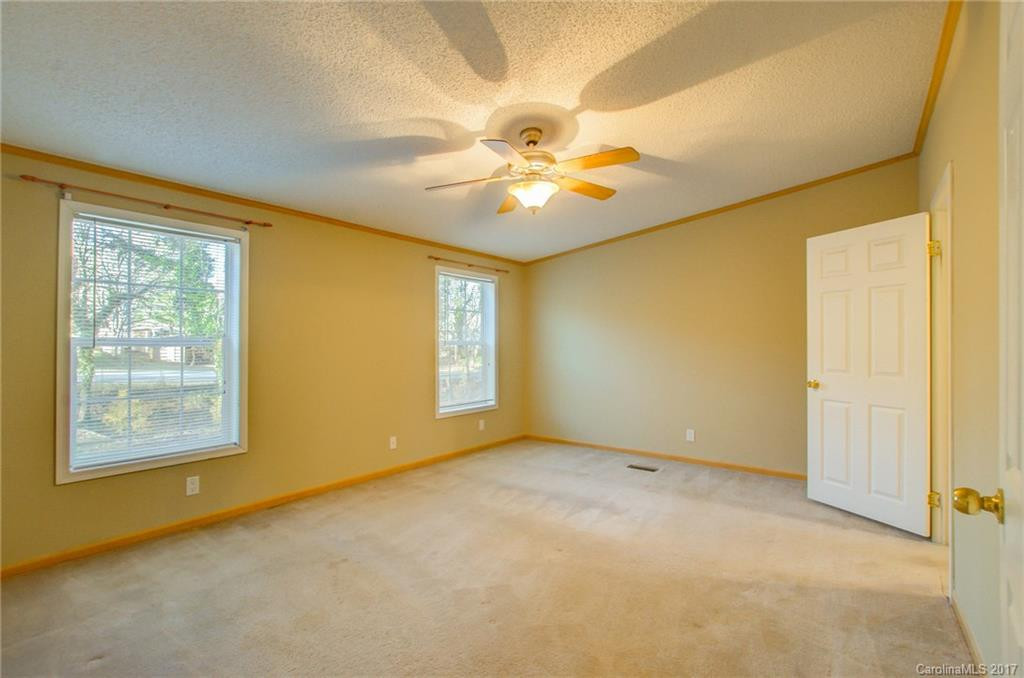 415 Upper Grassy Branch Road - Photo 15