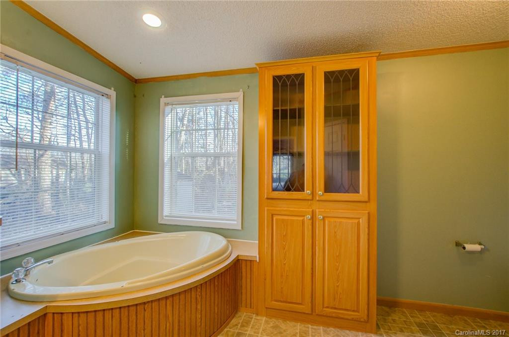 415 Upper Grassy Branch Road - Photo 17