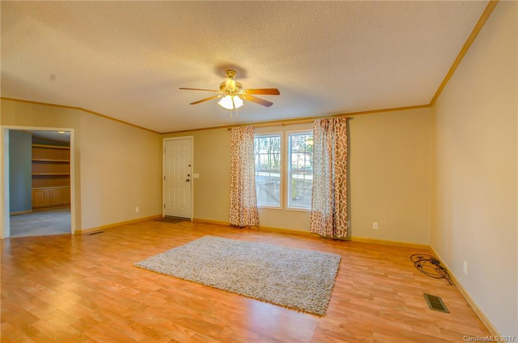 415 Upper Grassy Branch Road - Photo 5