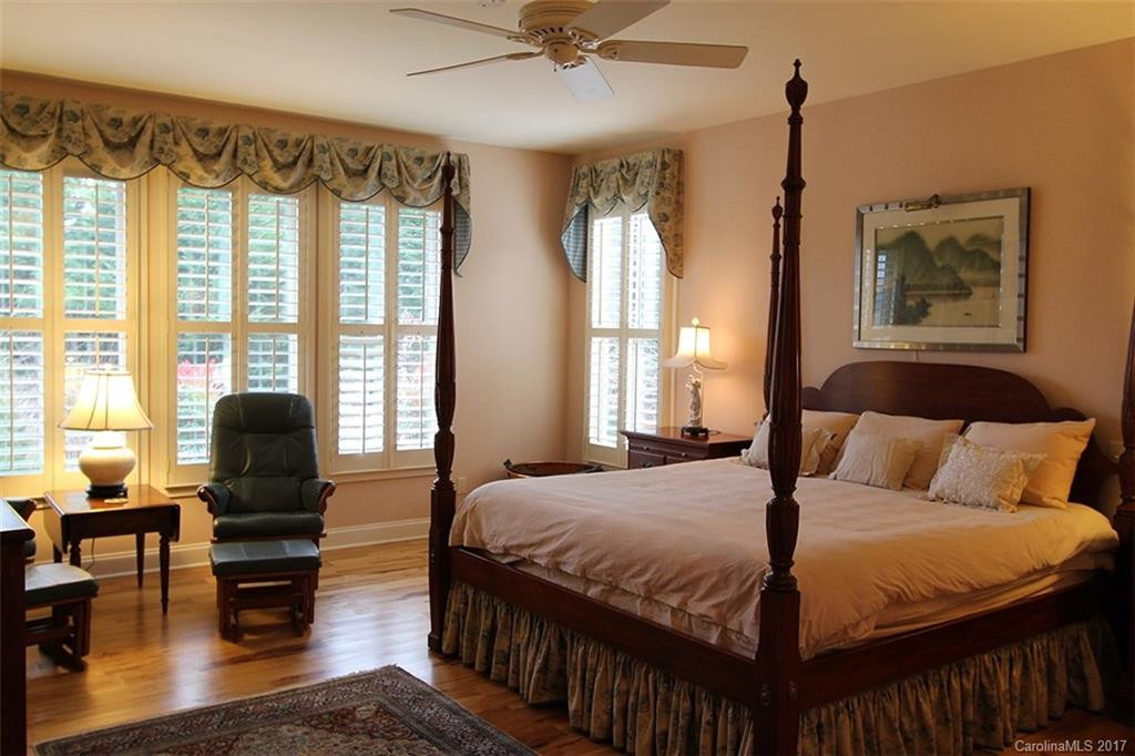 272 Southampton Road - Photo 12