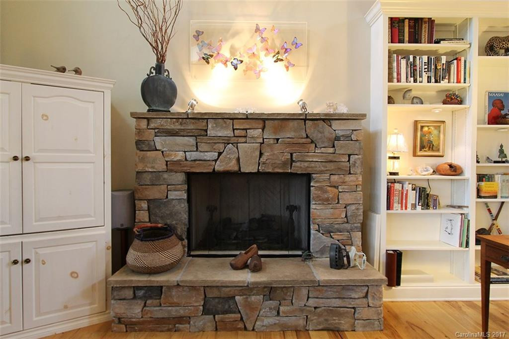 272 Southampton Road - Photo 4